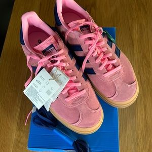 Adidas gazelle bold pink 9.5
